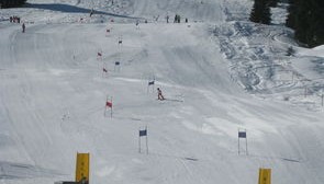 开云在线-世界青少年滑雪技巧锦标赛中国队表现优异，青春寒冬中的火焰，2019-2020中国青少年滑雪大奖赛