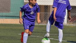 开云官网入口地址-明星运动员参与青训营激励新生代，明星运动员如何打造属于自己的商业帝国