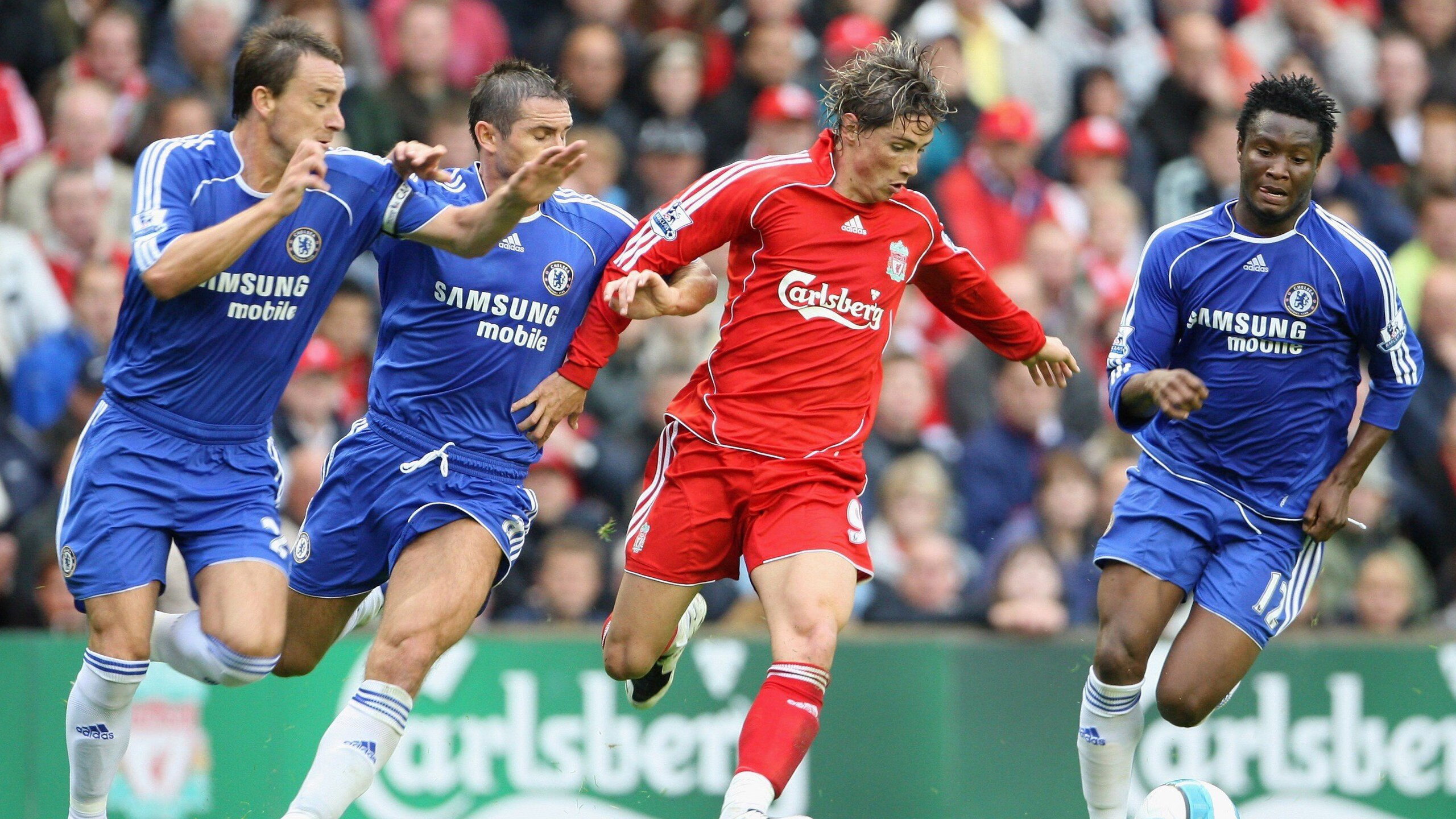 勒沃库森连续冲击打穿密集防守，勒沃库森首发